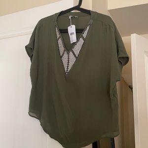 NWT Naked Zebra Olive Dolman Sleeve Top (Small)